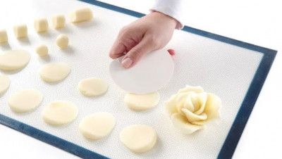 SADA 6ks Cukrářská karta flexi bílá 160x100mm cena za 6ks - Cukrářské a pekařské potřeby - Metly, štětce, papír, odměrky - Cukrářské stěrky a štětce