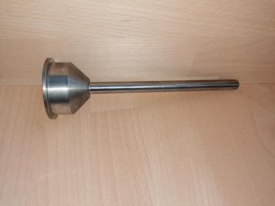 Nerezový nástavec 10mm na plničky klobás Hendi, Tre Spade - - Potřeby na Zabijačku - Plničky na klobásy