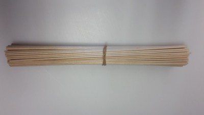 Špejle uzenářské lipové 30cm - - Potřeby na Zabijačku - Ostatní potřeby na zabijačku - Řeznické lněné provázky, špejle