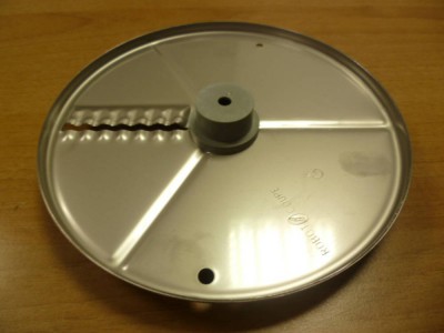 Disk Robot Coupe Plátkovač vroubkovaný 2 mm pro CL 20, R 211, R 301, R 301 U, CL 30 Bistro, CL 40, R 401, R 402 - Kutry Mixery Krouhače zeleniny a sýrů - Krouhače zeleniny a sýrů - Krouhače Robot Coupe s příslušenstvím
