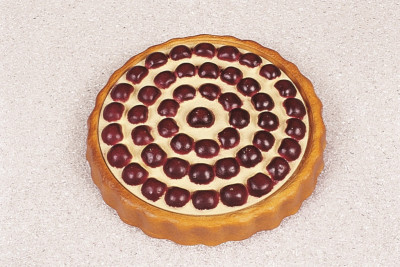 Atrapa Koláč višňový Cherry Pie 23cm - Gastro příslušenství - Atrapy potravin - Atrapy Pečivo a Cukrářské výrobky